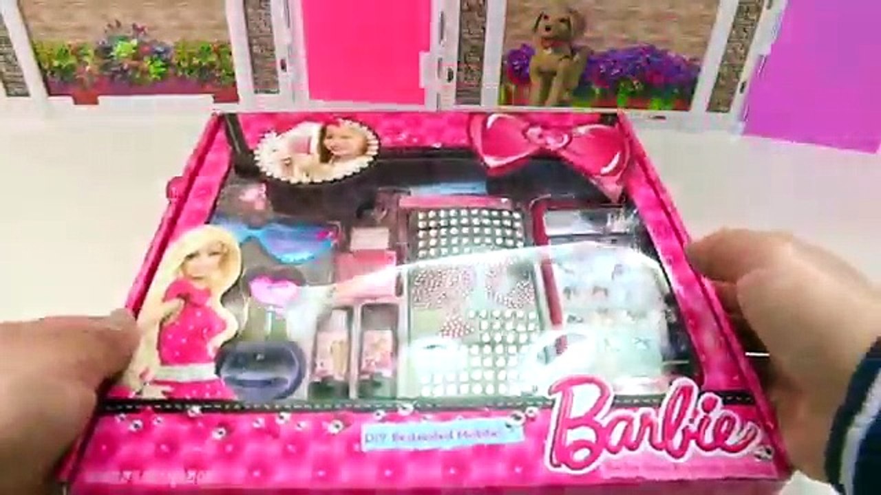 Barbie Deluxe Makeup Cosmetic Set Glitter Lip Gloss Unique Boutique 2#