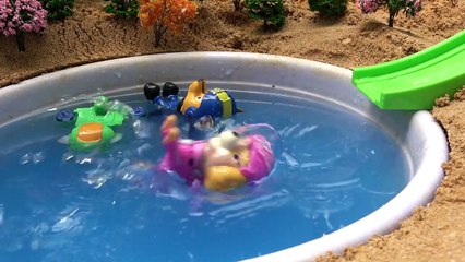 Paw Patrol toy Water Slide at Sand Learn Colors & Numbers Learning video for kids