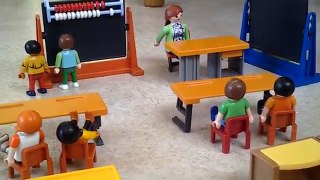 Playmobil: La nouvelle maîtresse