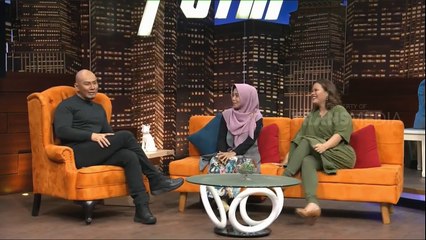 MUMPUNI HANDAYAYEKTI, UZTADZAH NGAPAK | HITAM PUTIH (15/05/18) 2-4