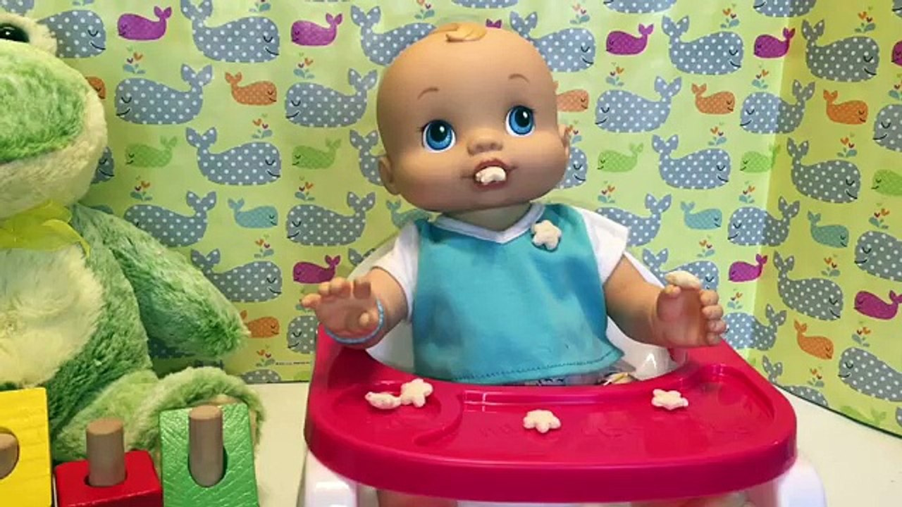 Baby alive video boy wets n wiggles feeding bathing and changing