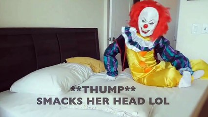 Terrifying Os Melhores sustos - Scary Prank Girls Compilation