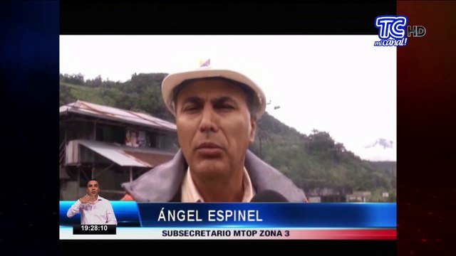 Persisten derrumbes en vía Baños-Puyo