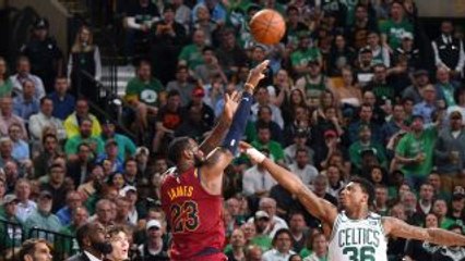 NBA : Un panier de fou pour LeBron James