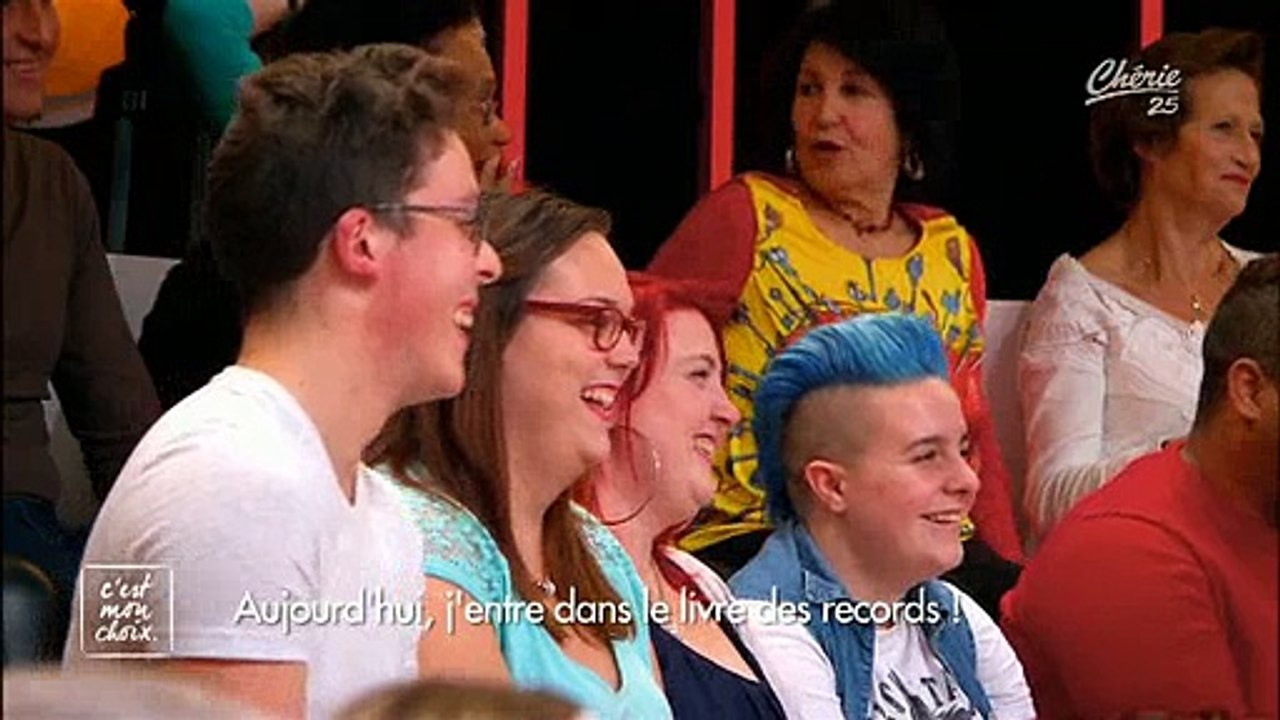 Fou rire sur le plateau de "C'est mon choix" quand un homme tente de battre un record étrange - Regardez