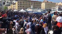 L'OM en finale  : un bateau aux couleurs olympiennes, ambiance fantastique sur le Vieux-Port