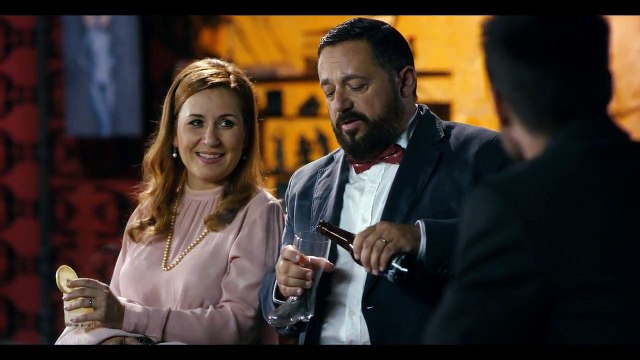 Tráiler El intercambio , dirigida por Ignacio Nacho y protagonizada por Pepón Nieto, Hugo Silva, Rossy de Palma, Natalia Roig, Paco Tous, Mara Guil y Salva Reina.