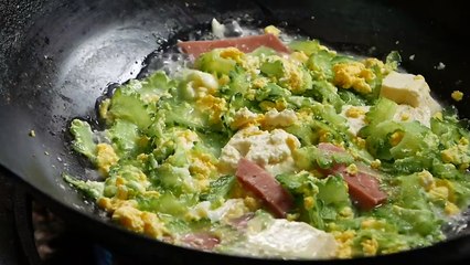 Japanese Street Food - GIANT COCONUT CRAB Seafood Okinawa Japan