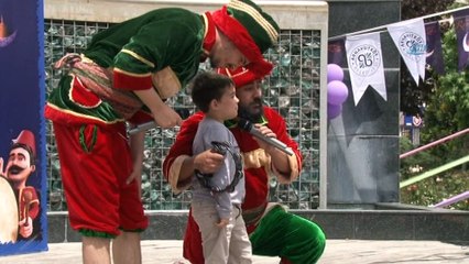 Tekne orucu tutan çocuklar ilk iftarını yaptı
