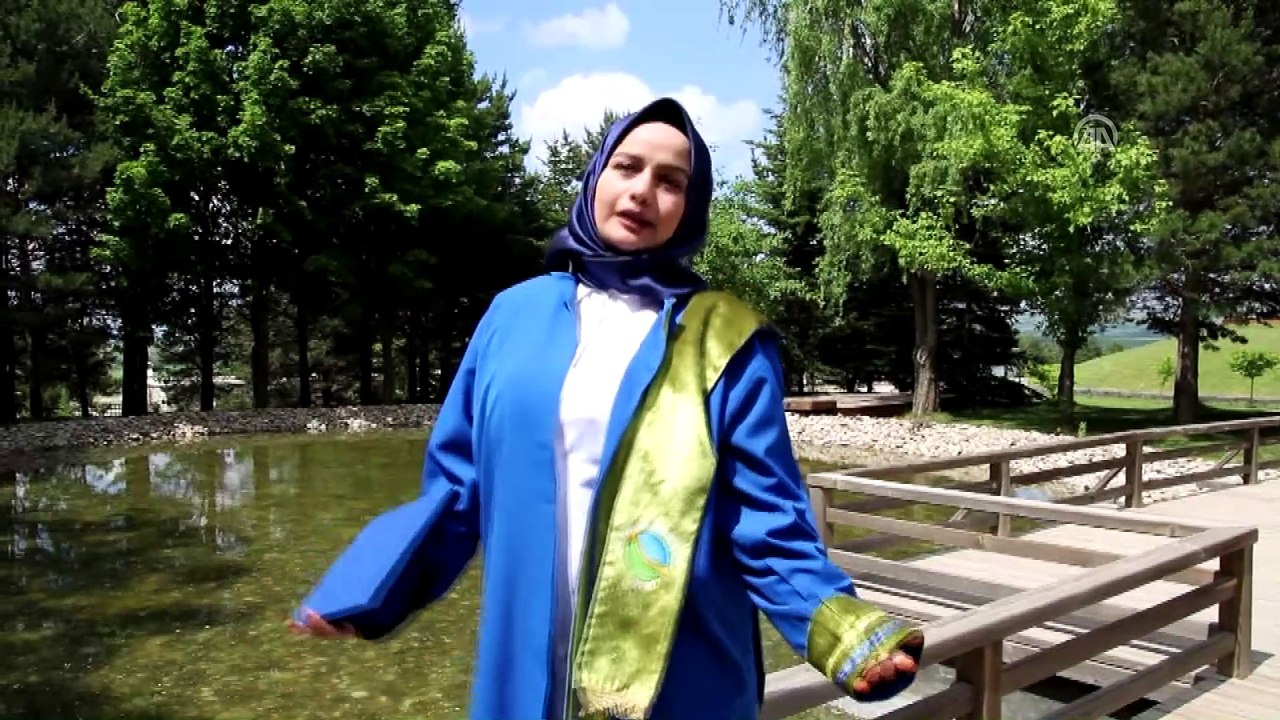 Japon Bahçesi mezuniyet fotoğrafı için doğal stüdyoya dönüştü - KIRŞEHİR