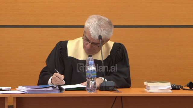 Shtyhet per procedure “Vetting-u” i Llalles