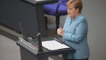 Angela Merkel destaca buenas cifras sobre economía alemana y alerta sobre riesgos exteriores