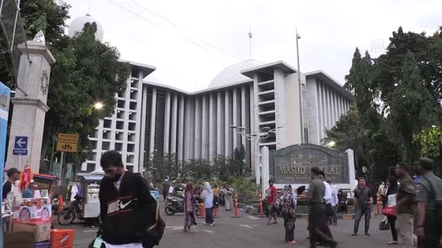 Endonezya'da İlk Teravih Namazı