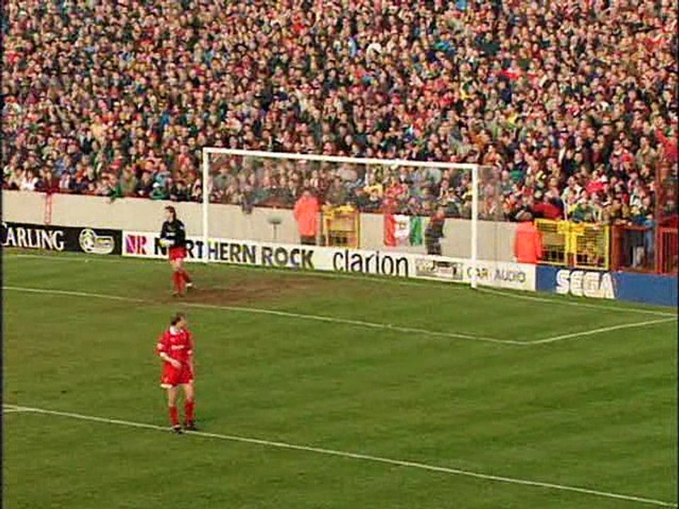 Swindon Town - Norwich City 19-02-1994 Premier League