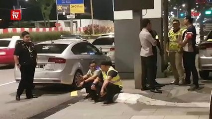 Police search five locations connected to Najib