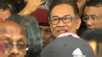 Liberado el líder opositor malasio Anwar Ibrahim