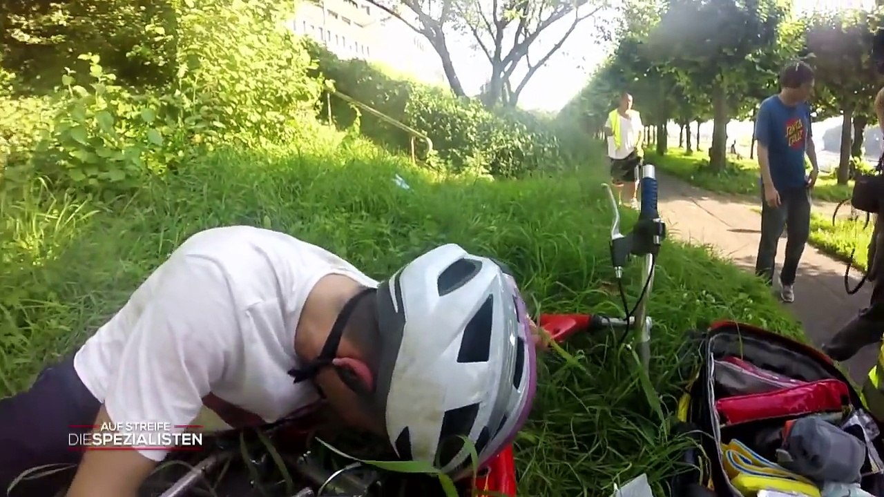 Fahrradständer im Bauch: Wird er überleben? | Auf Streife - Die Spezialisten | SAT.1 TV