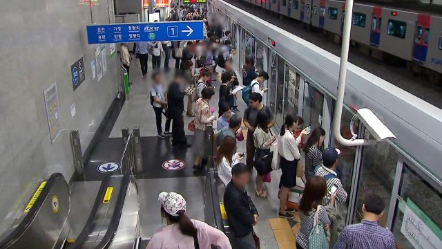경의중앙선, 낙뢰로 일부 구간 운행 지연 / YTN