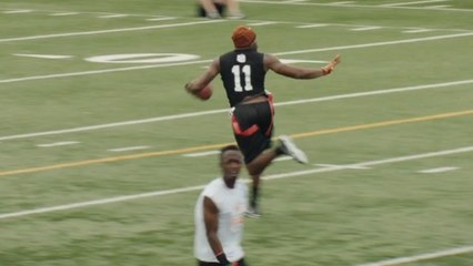 AFFL: Watch Vince Young rip it up on the flag football field