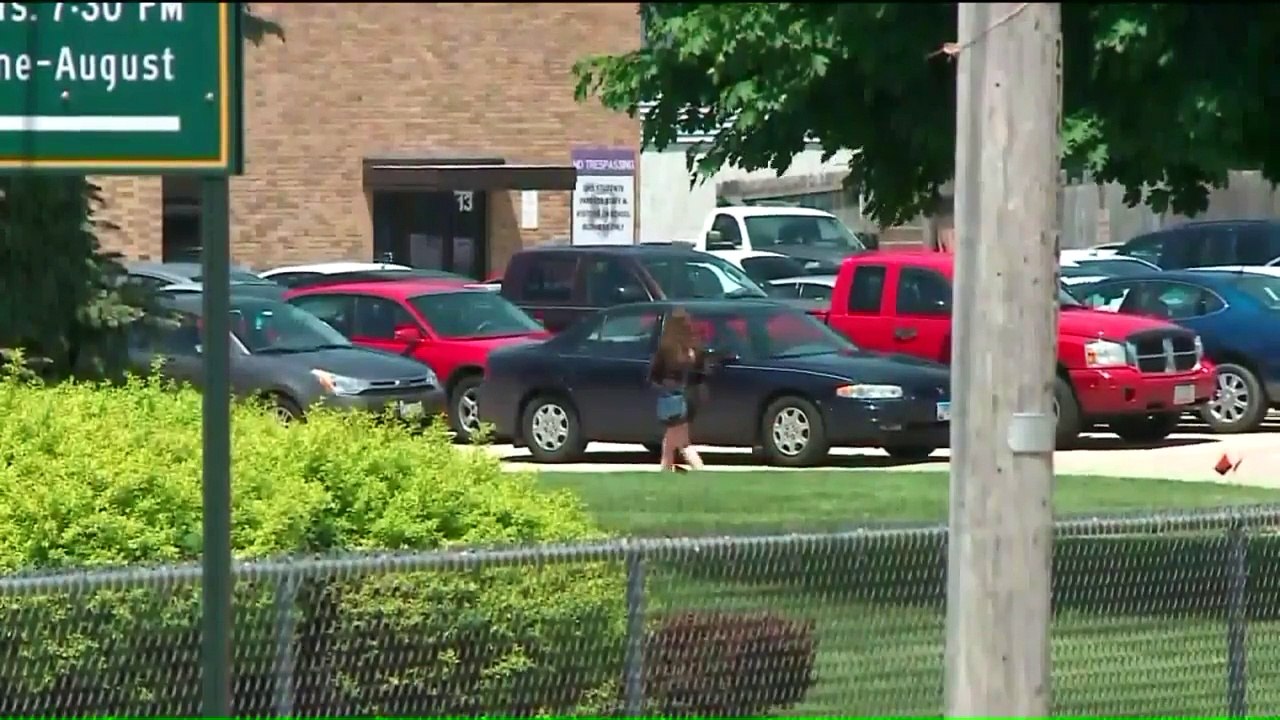 School Resource Officer Hailed as Hero for Stopping Alleged Illinois High School