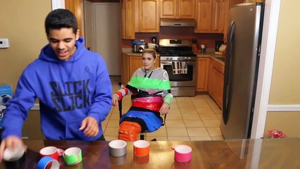 DESTROYING GIRLFRIENDS Makeup JOKE! __GIRLFRIEND SLAPS BOYFRIEND__