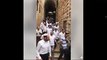 منظر مستفز لمجموعات من المستوطنين أثناء خروجها من المسجد الأقصى المبارك من باب السلسلة باتجاه حائط البراق