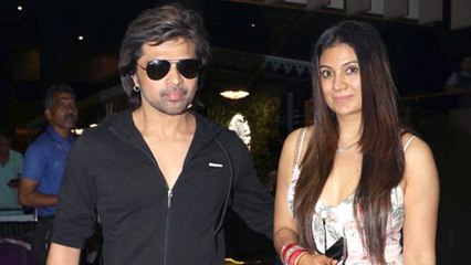 Himesh Reshammiya and wife Sonia Kapoor returns from HONEMOON; SPOTTED at airport । FilmiBeat