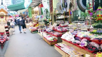 KOREAN STREET FOOD at Gukje Market in Busan
