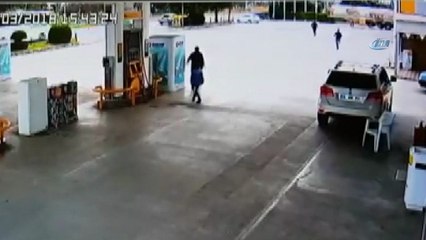 Polis uyuşturucu tacirini böyle kovaladı