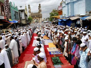 ഇന്ന് മുതല്‍ റമദാന്‍ വ്രതം, ഇനി മുതൽ വിശുദ്ധനാളുകൾ | Oneindia Malayalam