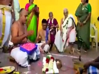 பாம்பை வைத்து சிறப்பு பூஜை செய்தவர் கைது-வீடியோ