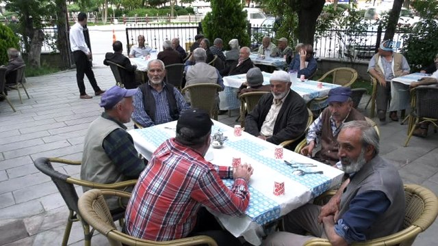 Başkan Tuna, ilk iftarını Sincanlılarla açtı