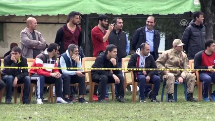 Davul sesiyle oynayan at - KARS