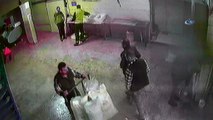 Hırsızlar önce güvenlik kamerasına sonra polise yakalandı