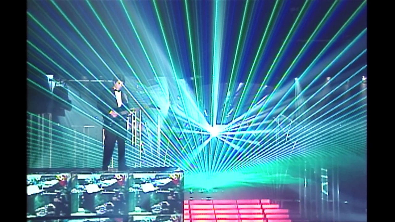 ben em dang co ta - NHU QUYNH HD