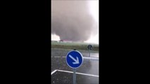Les vidéos de l'impressionnante tornade qui s'est abattue hier sur l'Allemagne