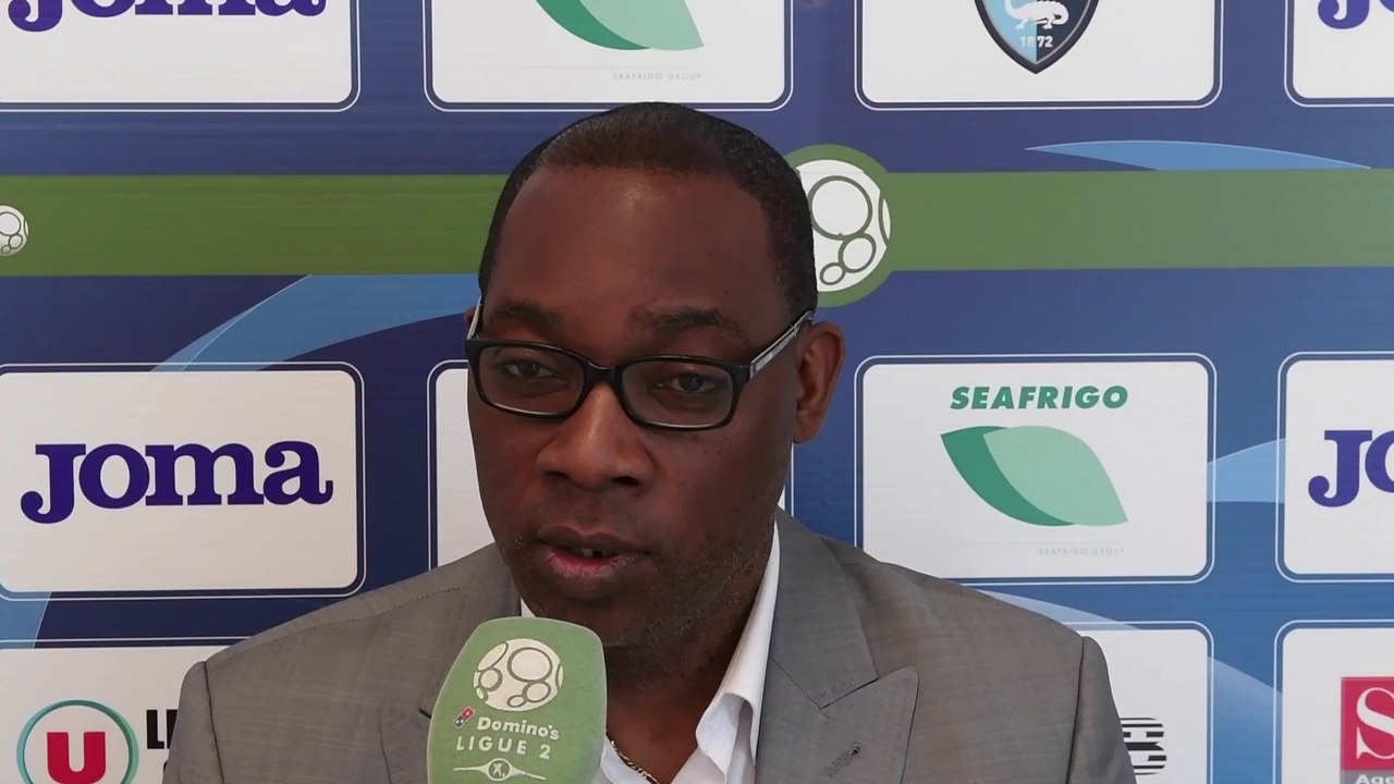 Interview de Joël Tiehi après la signature du premier contrat pro de son fils Chris