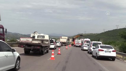 Tıra Çarpan Otomobilin Sürücüsü Öldü