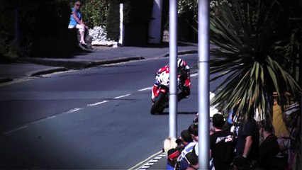 ★ Men of Steel ★ Isle of Man TT ★ HD Slow Motion ★ 200mph! ★