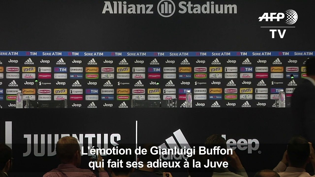Football: Gianluigi Buffon annonce qu'il quitte...