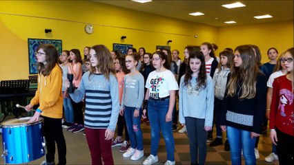 Répétion de la chorale du collège Tomi-Ungerer de Dettwiller