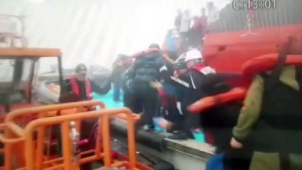 163명 탑승 여객선 흑산도 인근서 좌초...6명 부상 / YTN