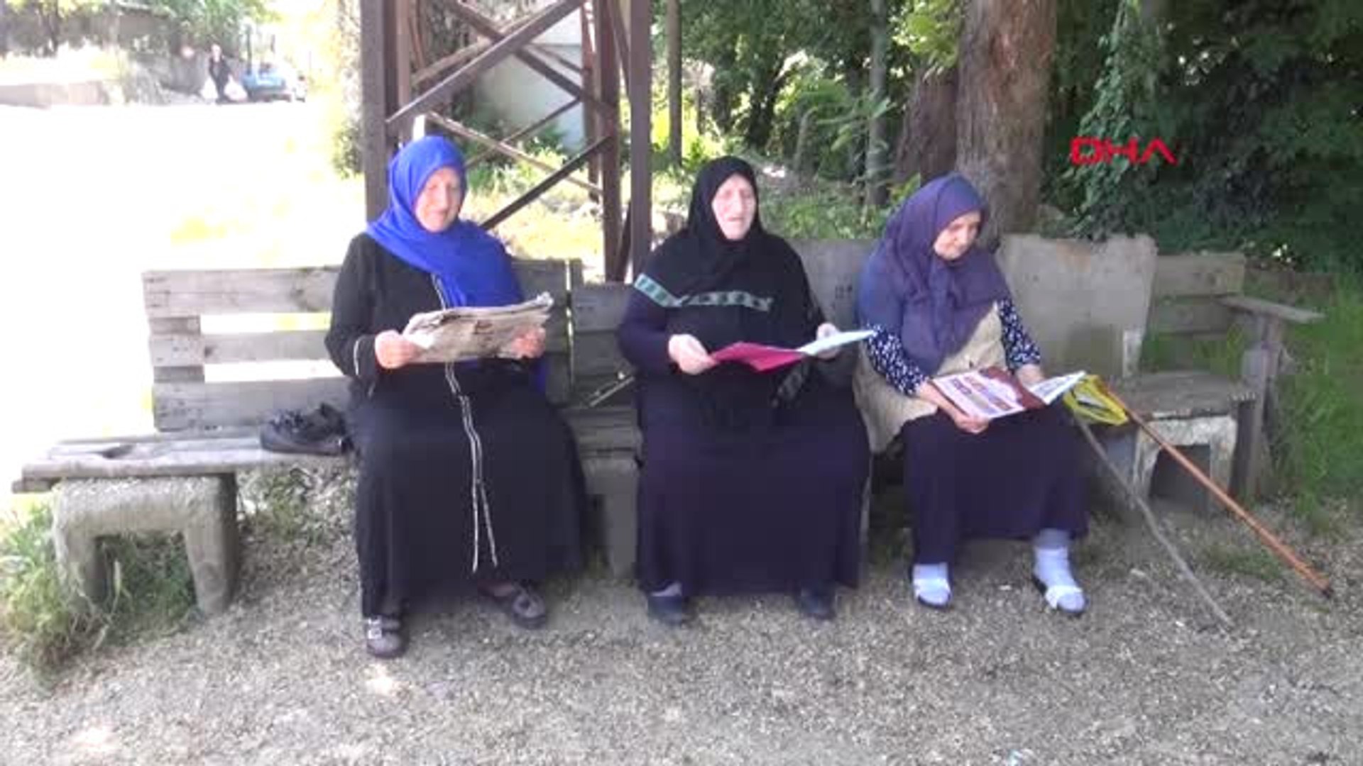 ⁣Zonguldak 3 Kız Kardeş Yıllar Sonra Okuma ve Yazma Öğrenmenin Mutluluğunu Yaşıyor