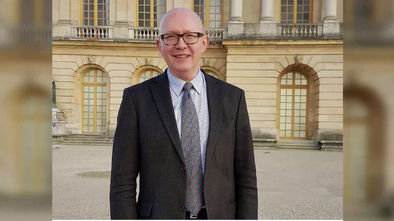 Royalistes en France : absence de leader politique, désaccord sur la personne royale et déficit de financement, de mécènes