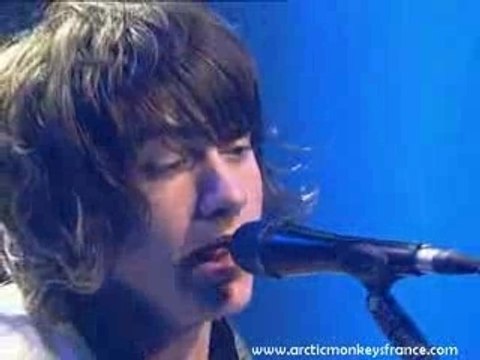 Arctic Monkeys - Teddy Picker (Live TV Total Allemagne)