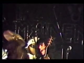 Iron Maiden - Prowler (live at the Ruskin 1980)