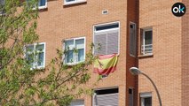 Los vecinos de San Blas se preparan con banderas españolas para recibir a los independentistas