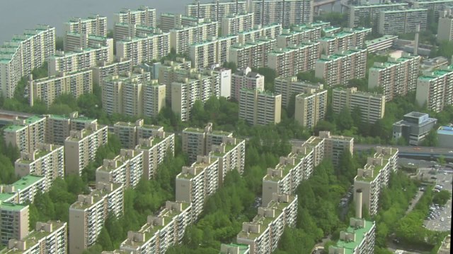 강남 아파트값 6주째 하락...서울 주택 거래 절반 급감 / YTN