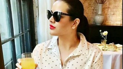 Bollywood actor Sanjay datt's daughter very hot