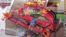 Pixar Cars Lightning McQueen in the RipLash Racers Rip Start Challenge Loop Play Set, assembly and d